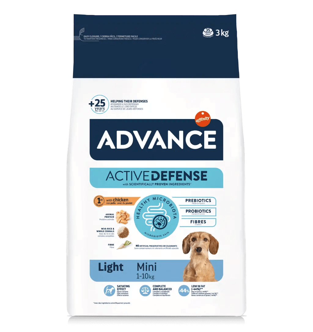 Saco de pienso ADVANCE Adult Light Mini con pollo y arroz para perros adultos de razas pequeñas.