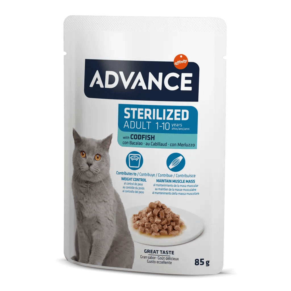 Comida húmeda para gatos esterilizados ADVANCE con bacalao, pack de 12 sobres de 85 g