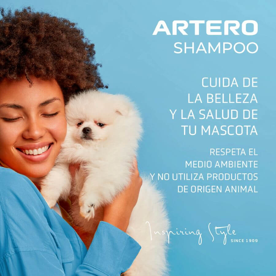 Artero Champú Hidratante para perros y gatos de pelo largo con biotina, hidratación profunda y brillo natural disponible en Gabo y Gordo E Shop.