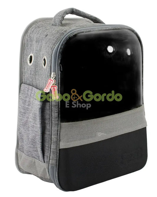 Mochila Nayeco gris con ventana transparente para mascotas. Transporte seguro y cómodo para perros y gatos pequeños de hasta 8 kg.