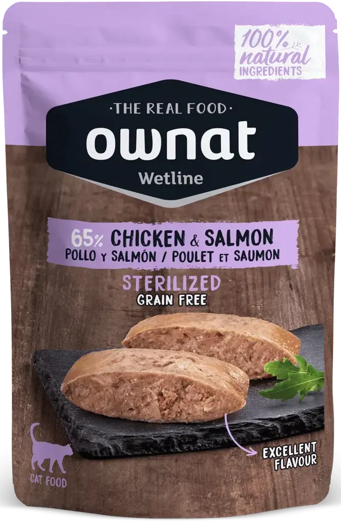 Comida húmeda OWNAT para gatos esterilizados con pollo y salmón
