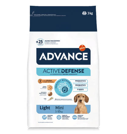 Saco de pienso ADVANCE Adult Light Mini con pollo y arroz para perros adultos de razas pequeñas.