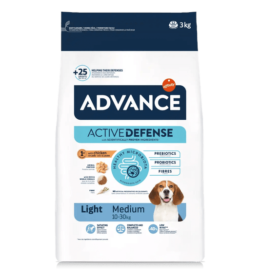 Saco de pienso ADVANCE Light Medium para perros adultos de razas medianas.