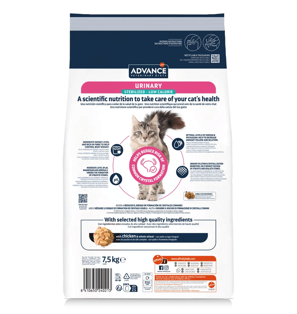 Saco de pienso veterinario ADVANCE Urinary Sterilized Low Calorie para gatos adultos esterilizados.