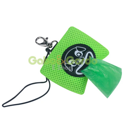 TRE PONTI dispensador Smile Dog verde de bolsas para mascotas.  Gabo y Gordo E Shop, la mejor tienda online en las Islas Canarias, España, tienda online para mascotas, perros, gatos, conejos, tortugas, animales, accesorios para mascotas en general. 
Gabo y Gordo E Shop in Canary Islands, the best store for pets, dogs, cats, rabbits, turtles, animals, pet accessories.