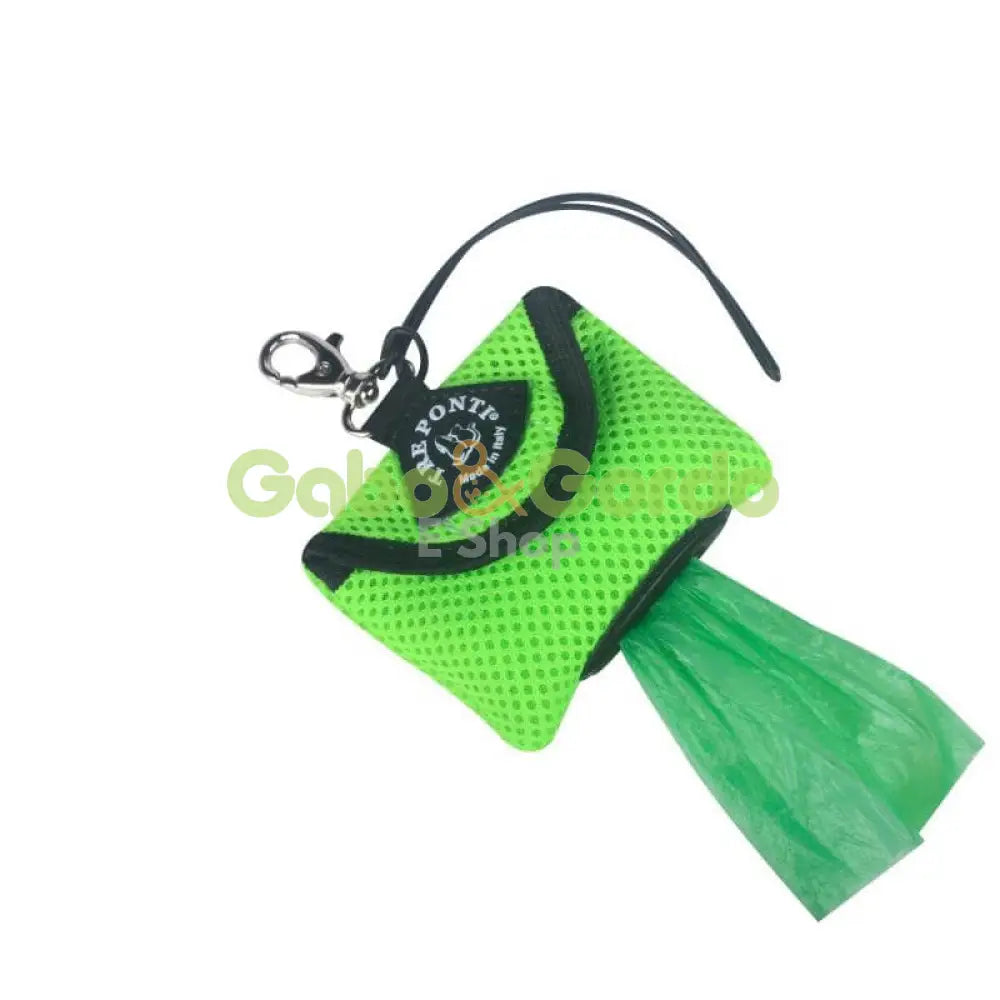 Dispensador de bolsas para perros TRE PONTI en color verde, diseño italiano silencioso