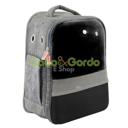 Mochila Nayeco gris con ventana transparente para mascotas. Transporte seguro y cómodo para perros y gatos pequeños de hasta 8 kg.