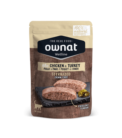 OWNAT Wetline Sterilized Cat – Comida húmeda sin cereales para gatos esterilizados con pollo y pavo – Pack 12x85 g