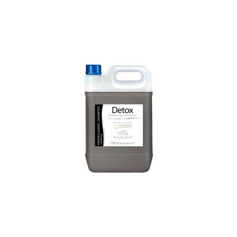Champú profesional Artero Detox con carbón activo para perros y gatos, formato 5 litros