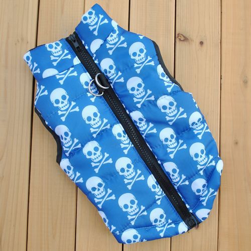 Chaleco deportivo estampado para perros y gatos, con arnés integrado.