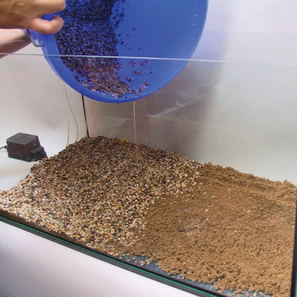 Envase de JBL AquaBasis Plus, sustrato nutritivo para acuarios de agua dulce con plantas.