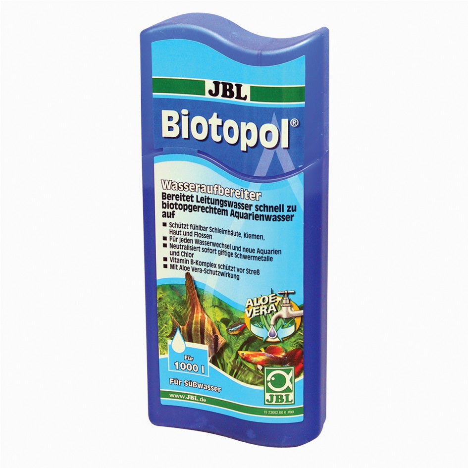 Envase de JBL Biotopol, acondicionador de agua para acuarios de agua dulce.