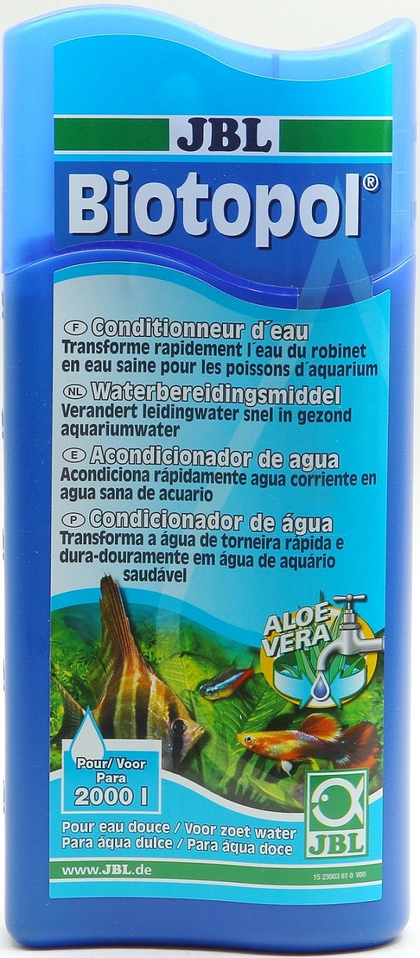 Envase de JBL Biotopol, acondicionador de agua para acuarios de agua dulce.