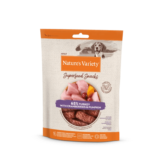 NATURE'S VARIETY SUPERFOOD SNACKS PAVO, ARÁNDANOS ROJOS Y CALABAZA 85 g. Barritas naturales para perros con pavo, arándanos rojos y calabaza. Snack complementario bajo en calorías cocido al horno, sin aditivos.